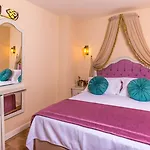 Kahveci Alibey Hotel